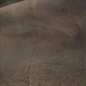 Meet your Posher, Dakota